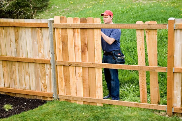 Fencing Worcester Park, Cuddington, Stoneleigh, KT4